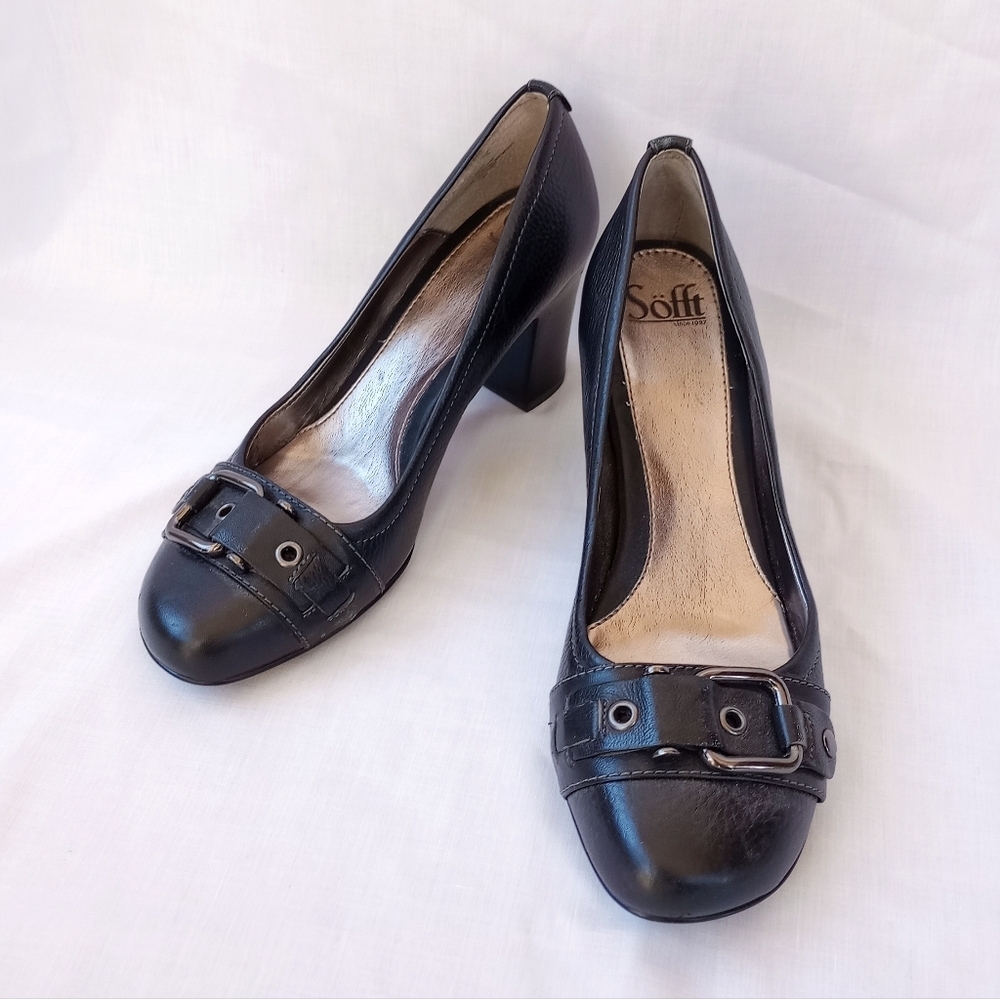 Sofft▪️Black Leather Heel w/ buckle design
